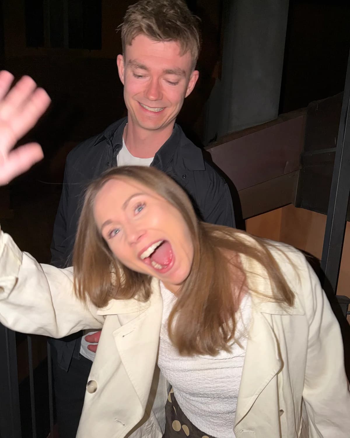Natalie og Stian smiler til kamera.